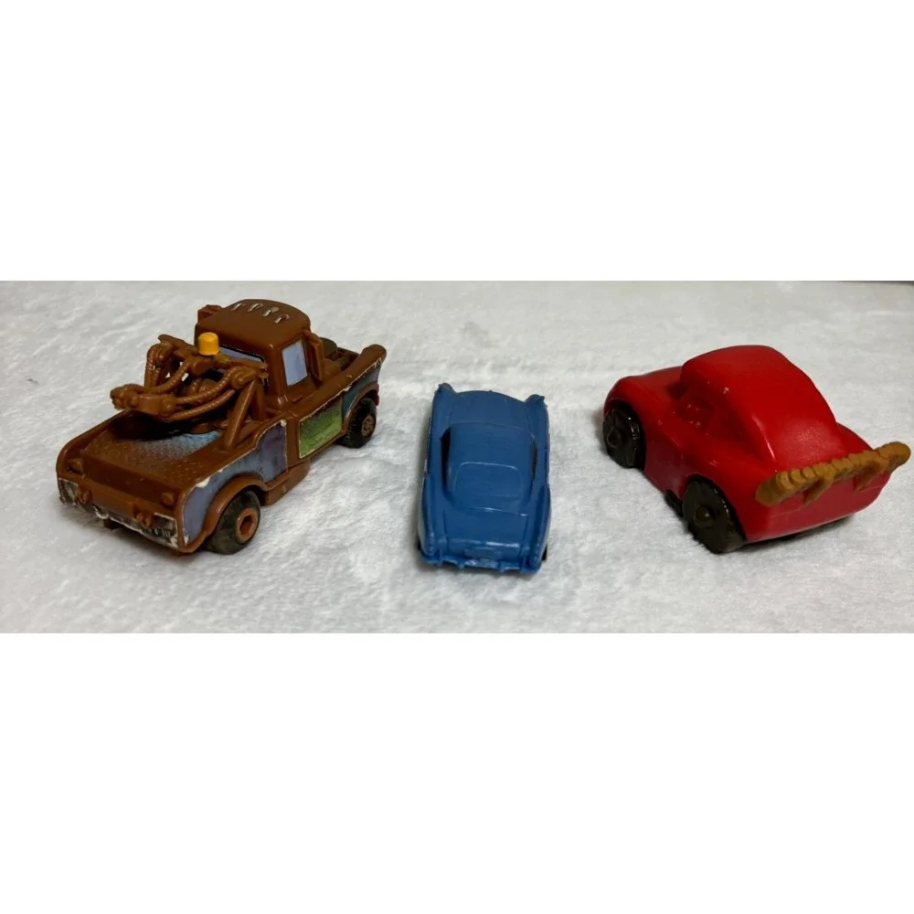 Cars Lightning Mcqueen  Fin McMissile Towmater set of 3